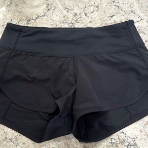 black lululemon speed up shorts